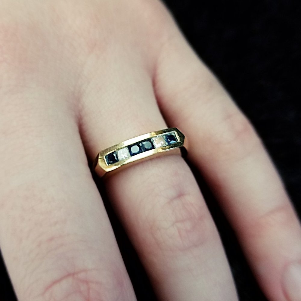 14K Gold Blue Sapphire and Diamond Ring - Picture 5 of 8